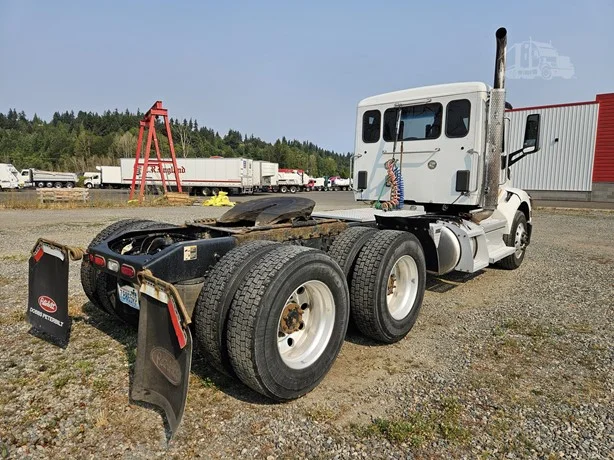 2020 Peterbilt 579 in MS — photo 5