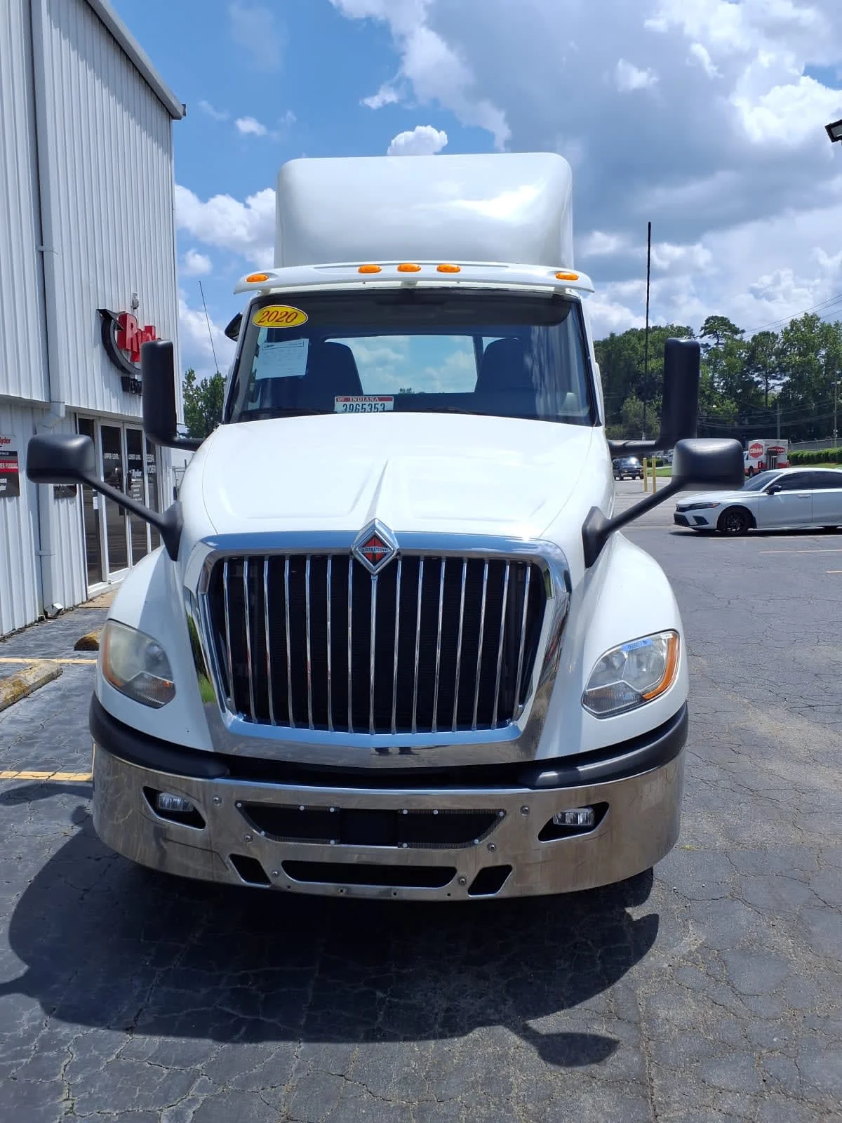 2019 International LT in Doraville, GA — photo 2