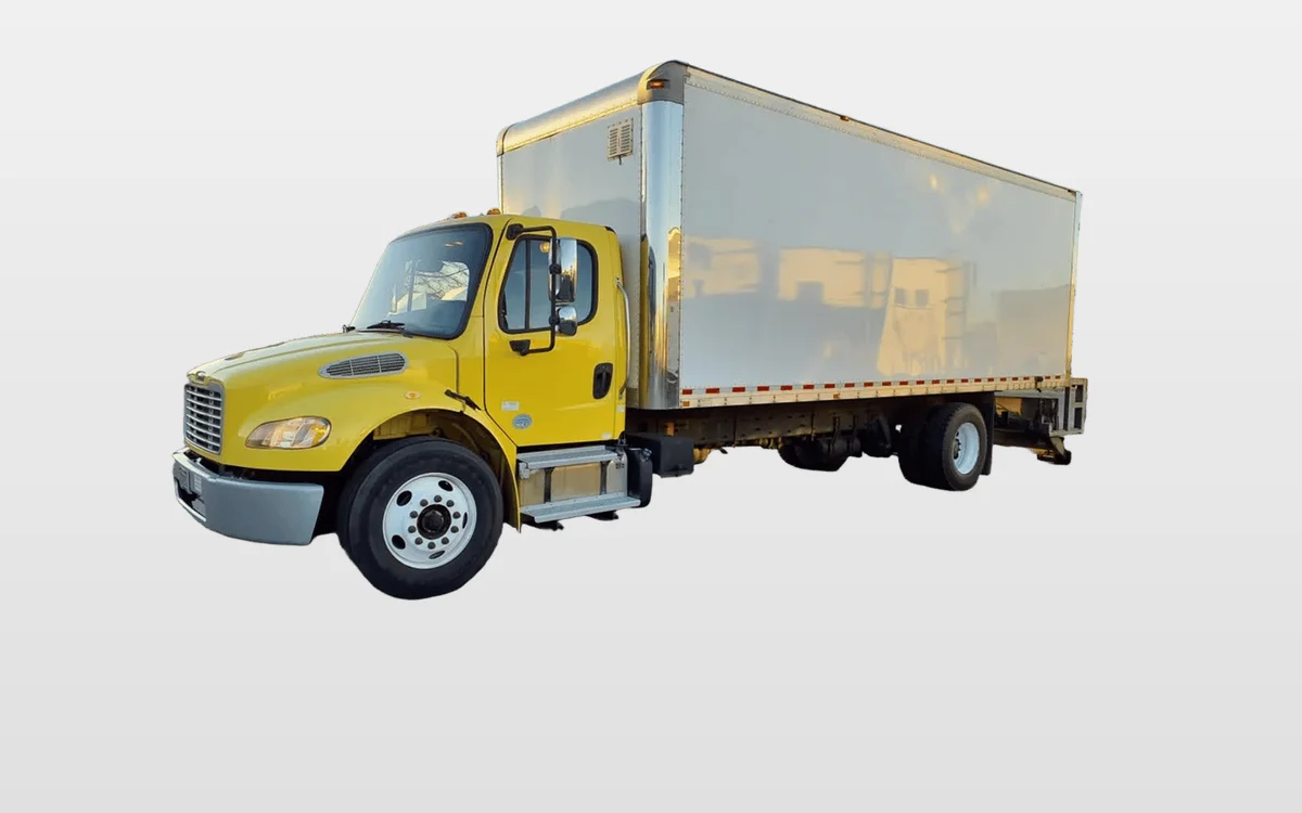 2017 Freightliner M2 106 - image 1