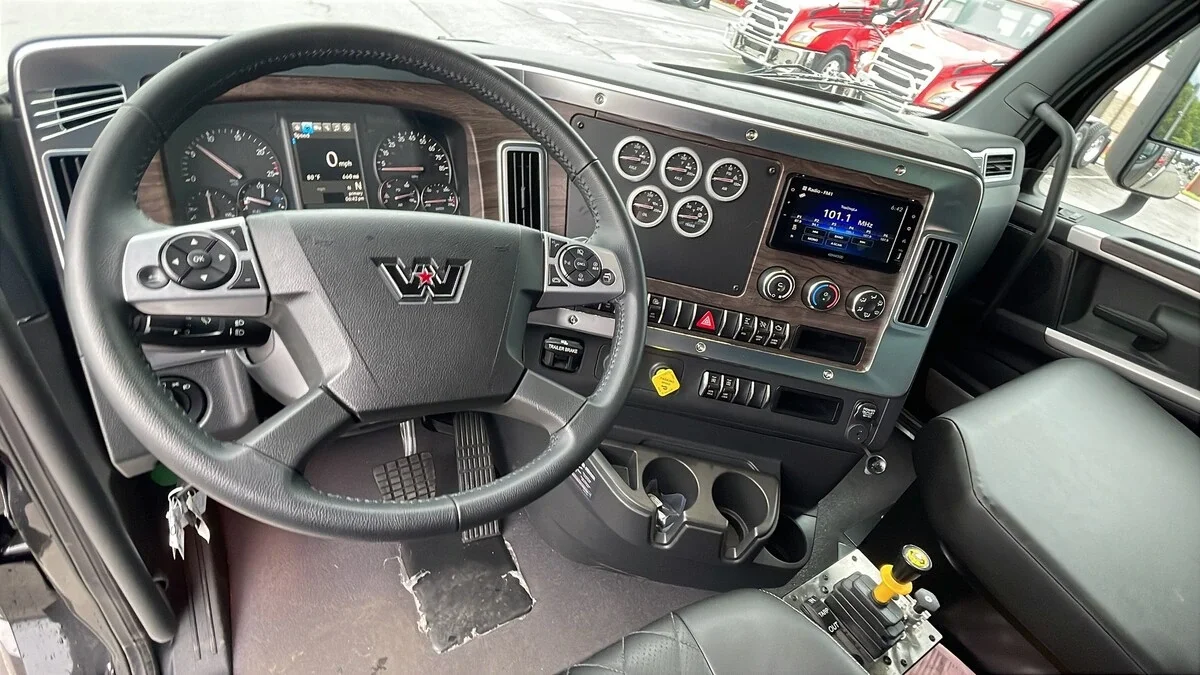 2026 Western Star 47X in Chattanooga, TN — photo 10