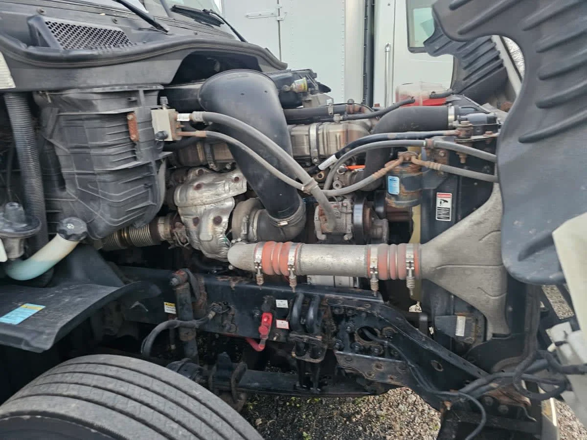 2019 Freightliner Cascadia in Bensalem, PA — photo 8