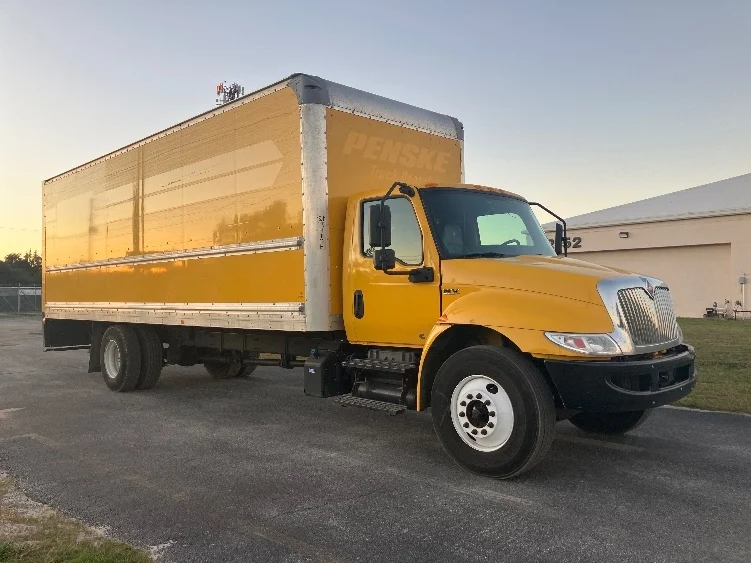 2021 International MV in Ocala, FL