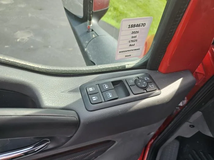 2026 International LT - image 13