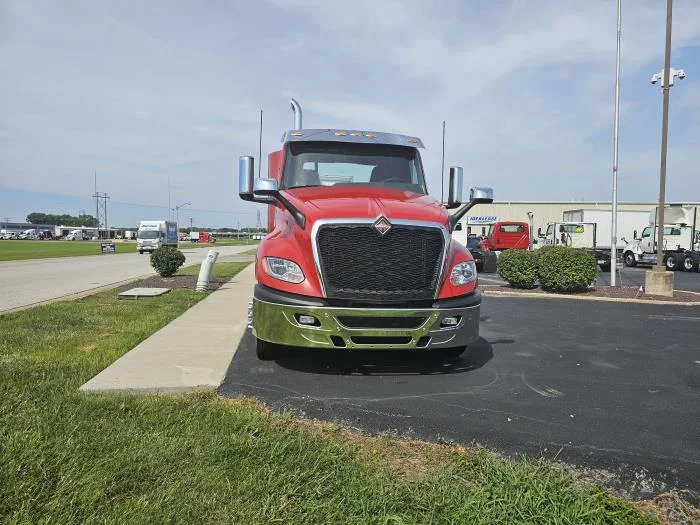 2026 International LT - image 3