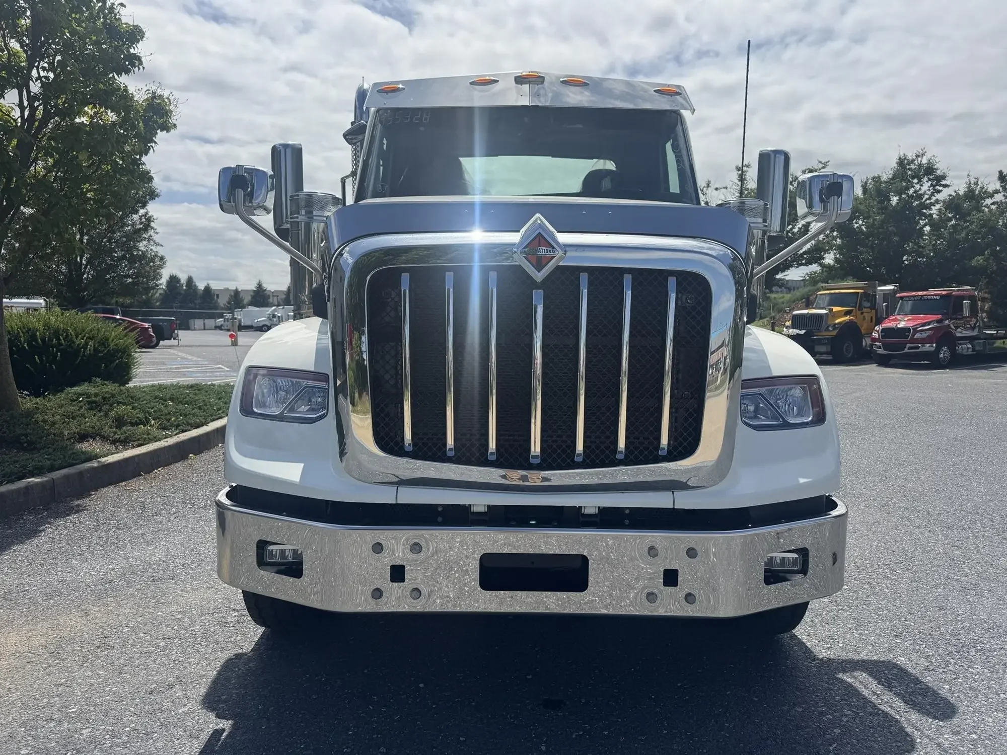 2026 International HX - image 7