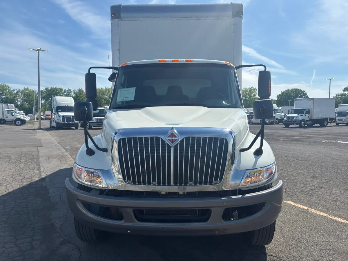 2017 International 4300 in Syracuse, NY — photo 2