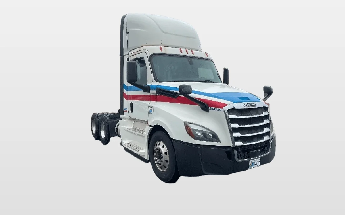 2019 Freightliner - image 1