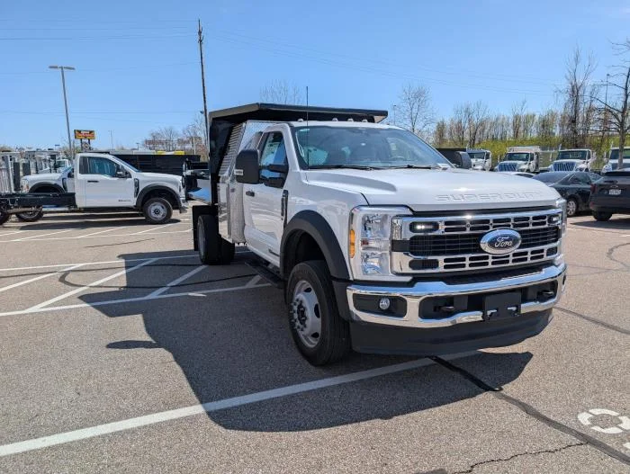 2026 Ford F-550 — photo 5