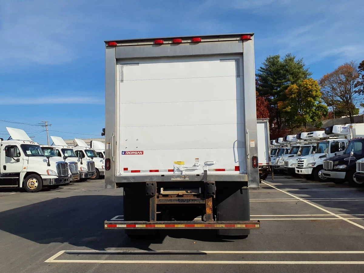 2018 Freightliner M2 106 - image 5
