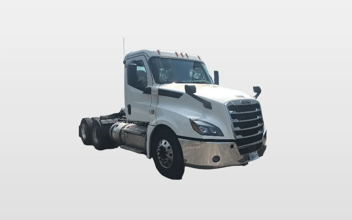 2019 Freightliner Cascadia - image 1