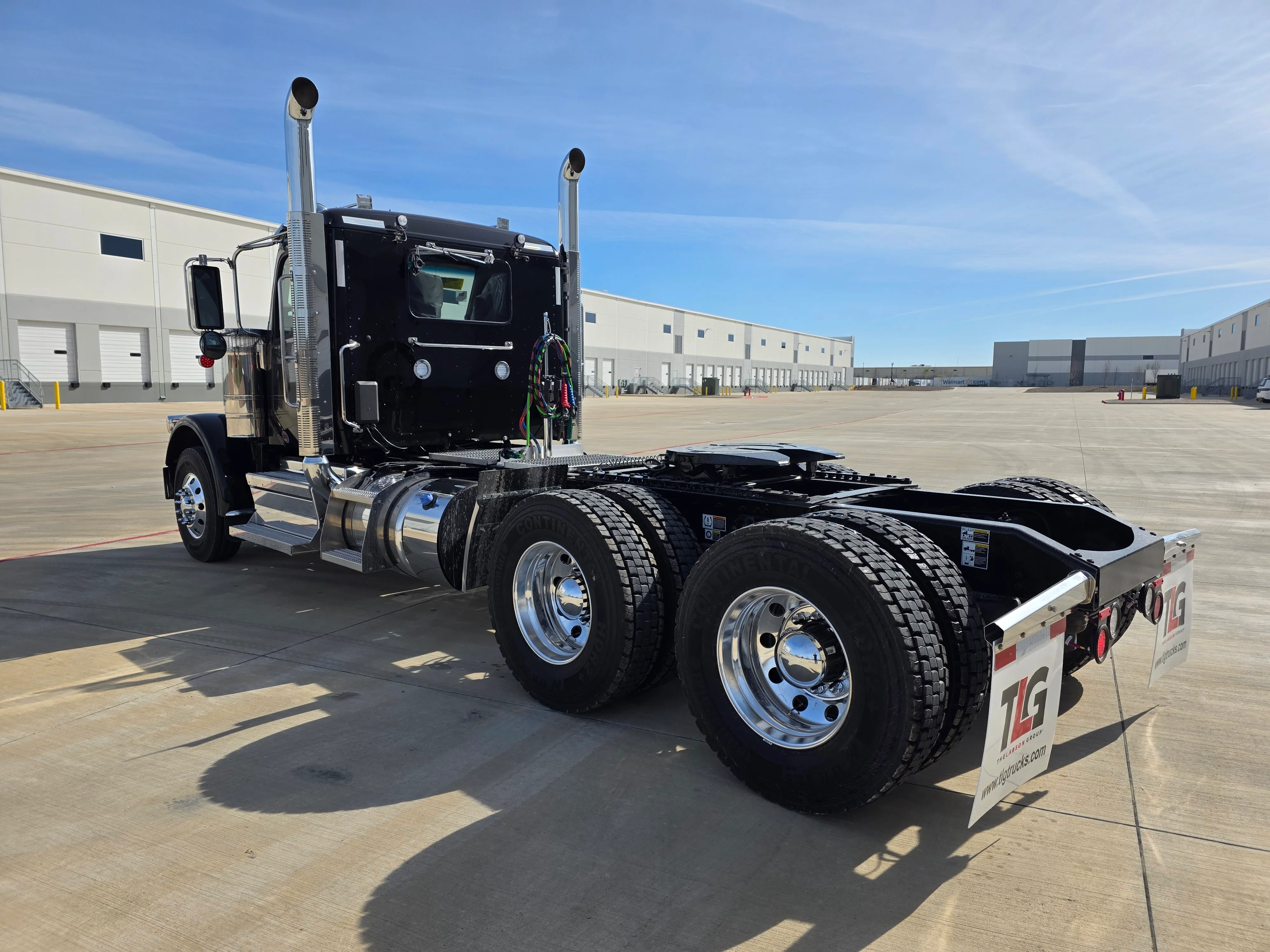 2027 Peterbilt 589 in Louisville, KY — photo 3