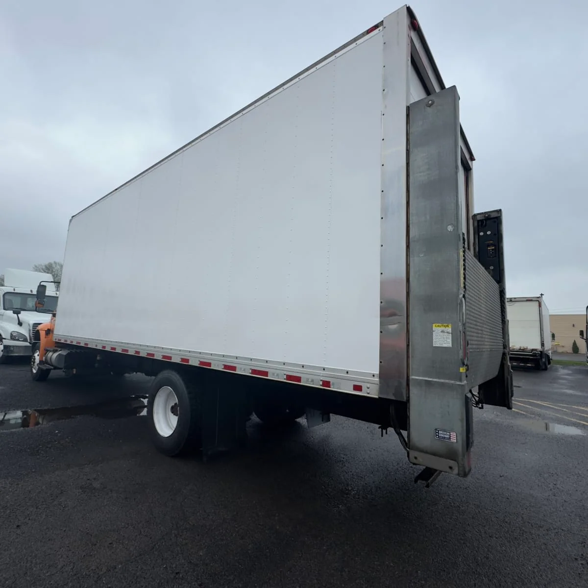 2019 International 4300 - image 6