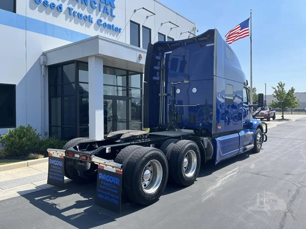 2023 Peterbilt 579 in Salt Lake City, UT — photo 6