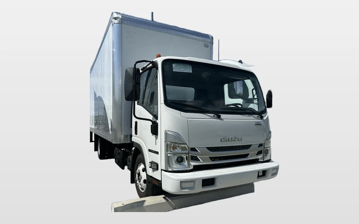 2024 Isuzu NPR - image 1