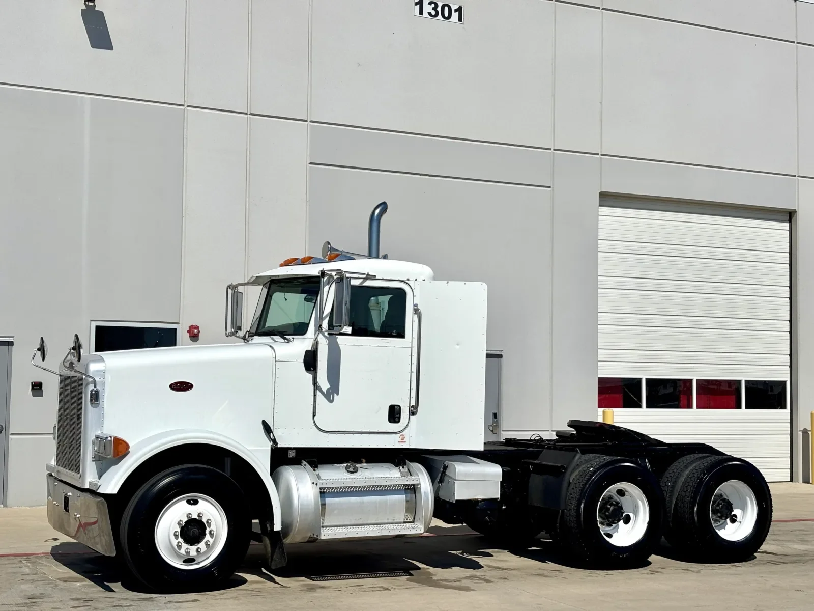 2006 Peterbilt in Hutchins, TX — photo 2