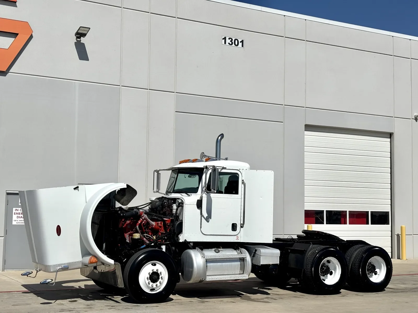 2006 Peterbilt in Hutchins, TX — photo 10