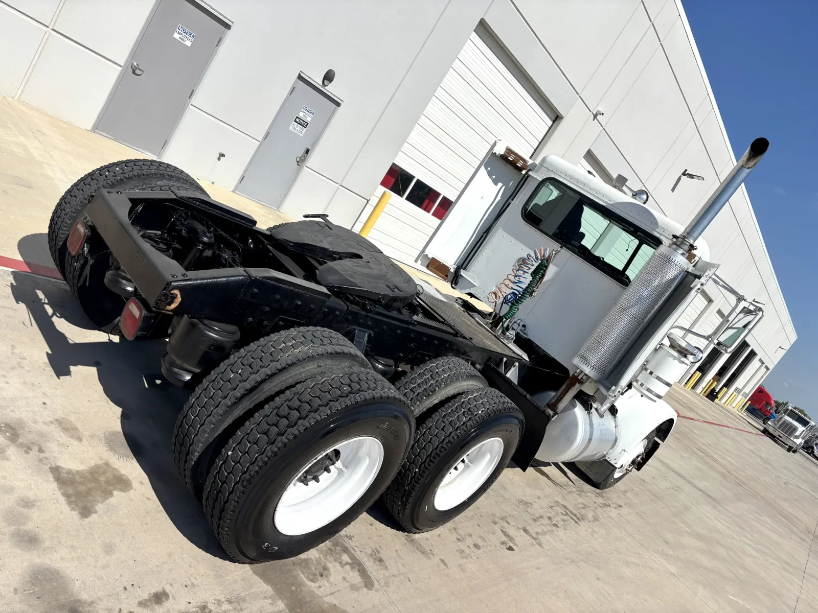 2006 Peterbilt in Hutchins, TX — photo 11