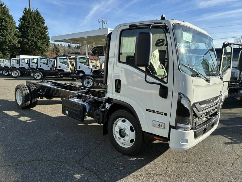 2026 Isuzu NRR