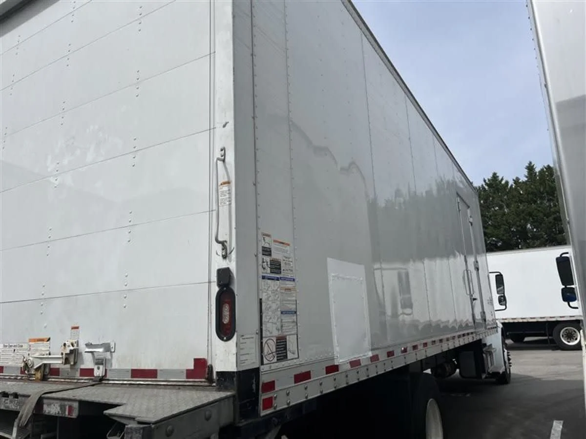 2019 Freightliner M2 106 in Beltsville, MD — photo 4