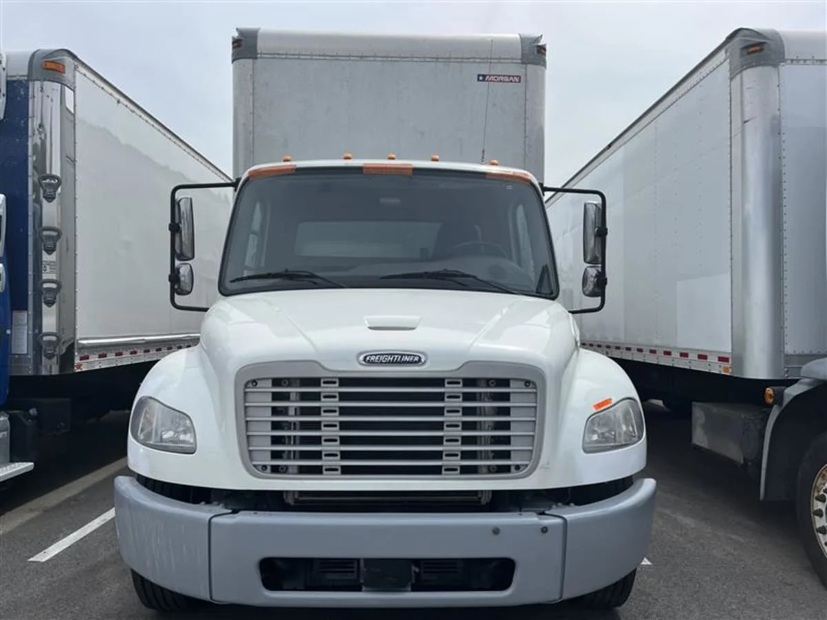 2019 Freightliner M2 106 in Beltsville, MD — photo 2