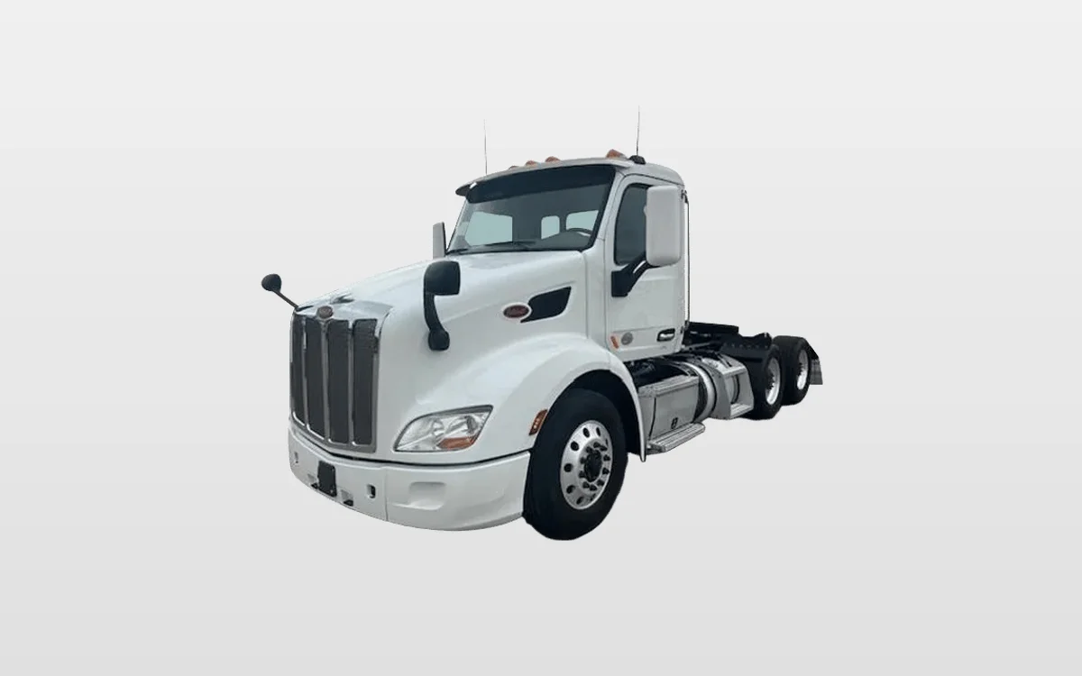 2020 Peterbilt 579 - image 1