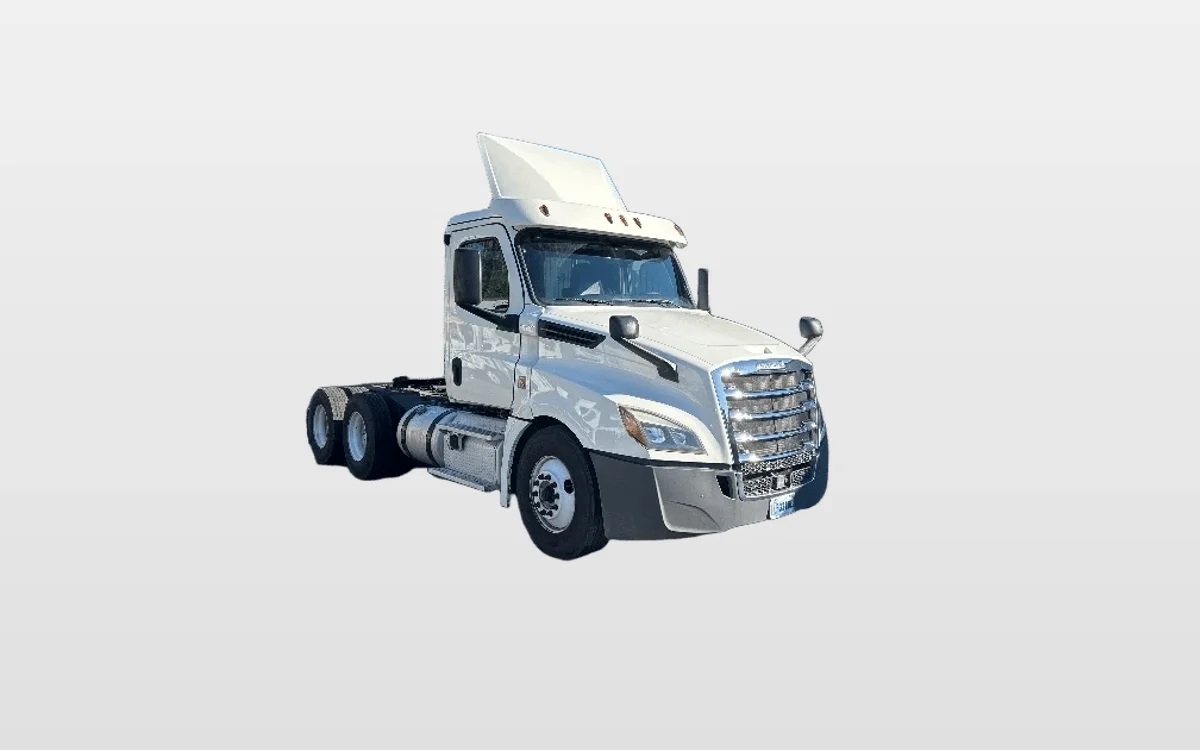 2018 Freightliner - image 1