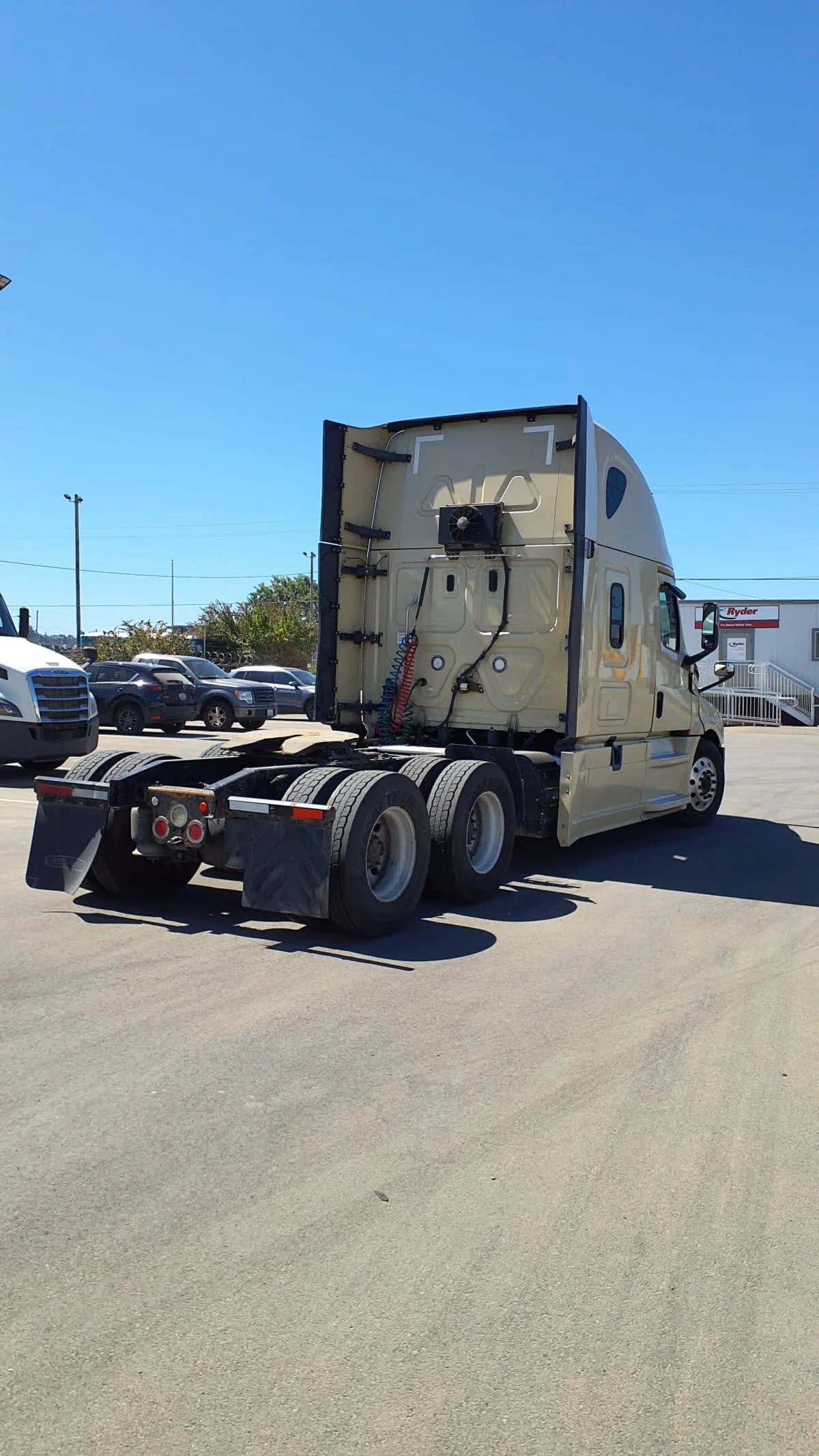 2019 Freightliner Cascadia in Tacoma, WA — photo 4