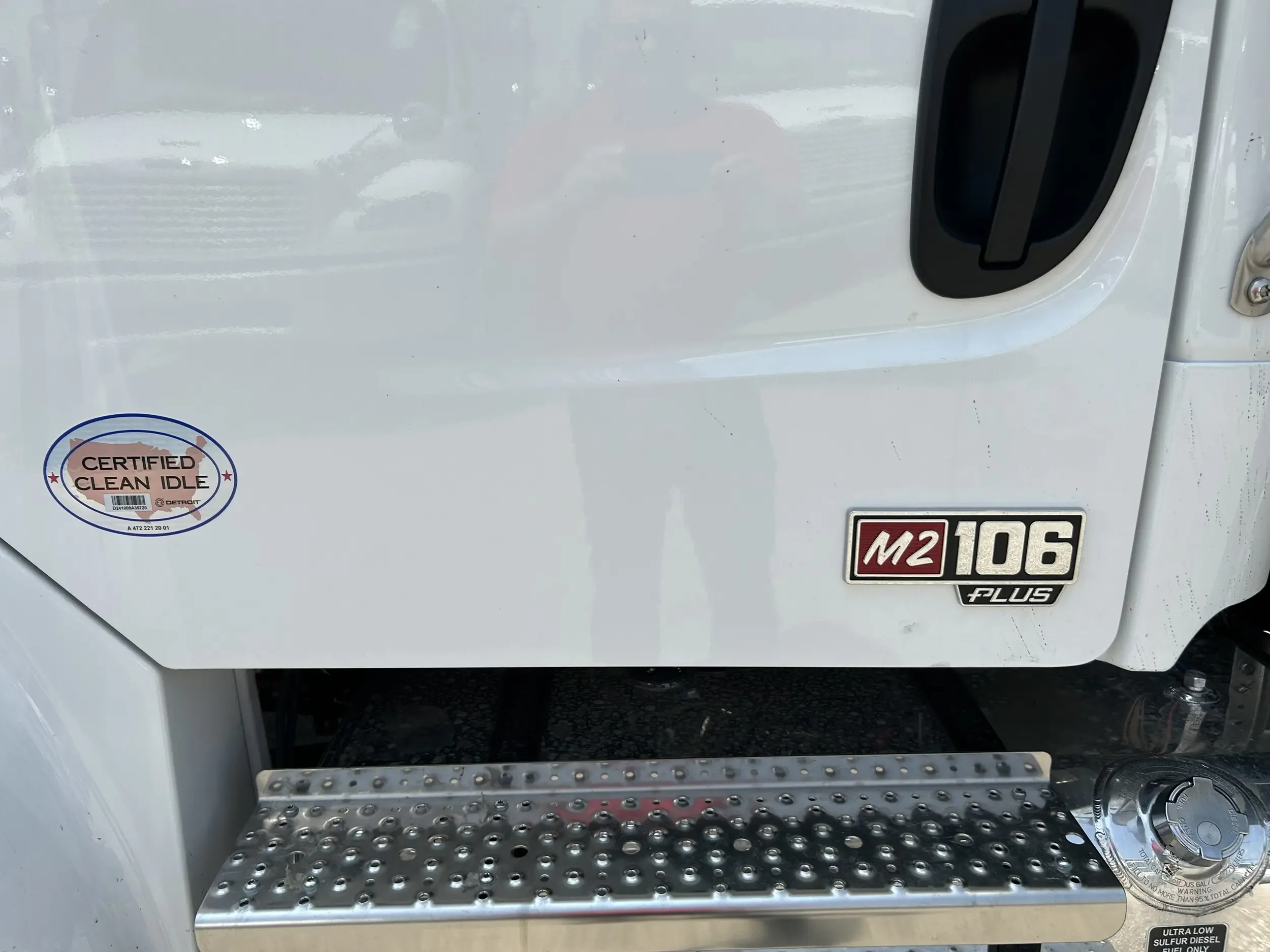 2026 Freightliner M2 106 in London, ON — photo 10