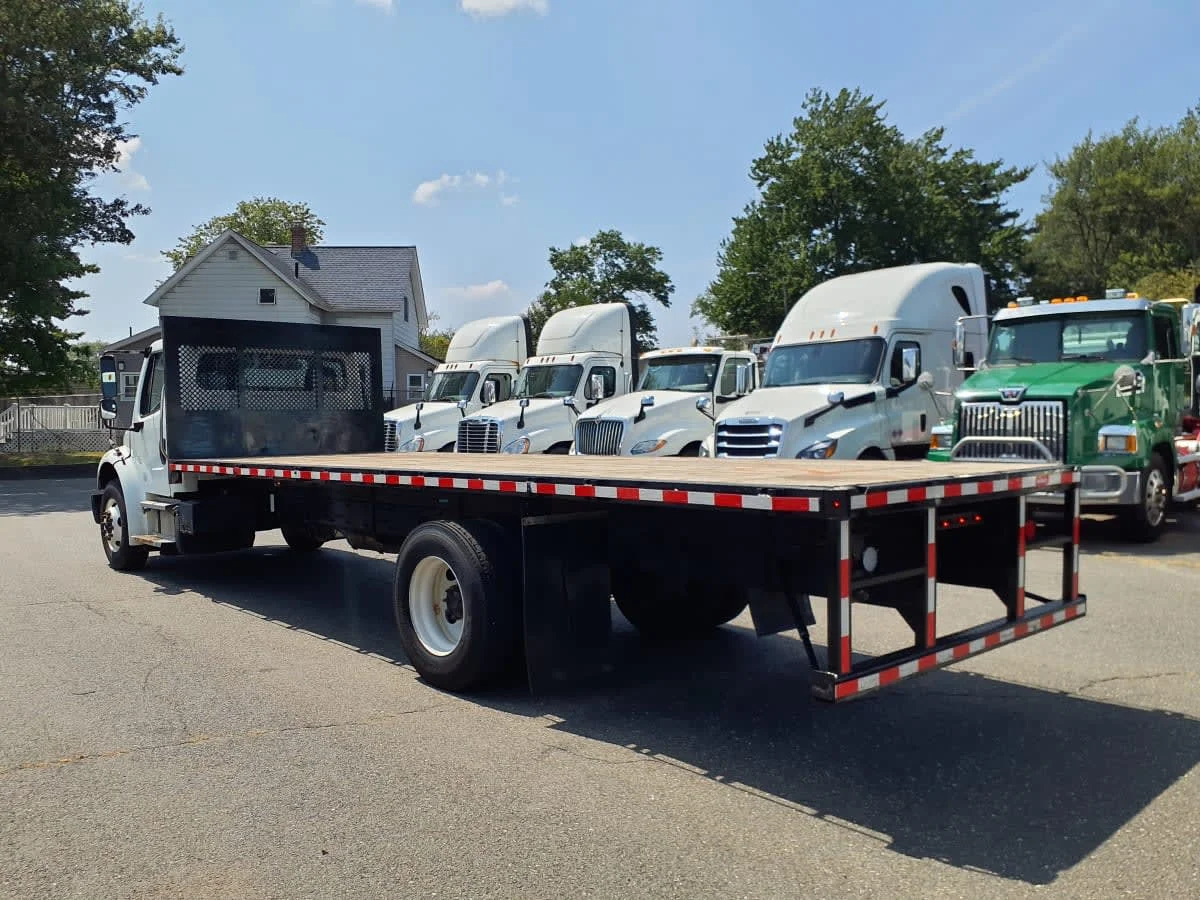 2020 Freightliner M2 106 in Springfield, MA — photo 6