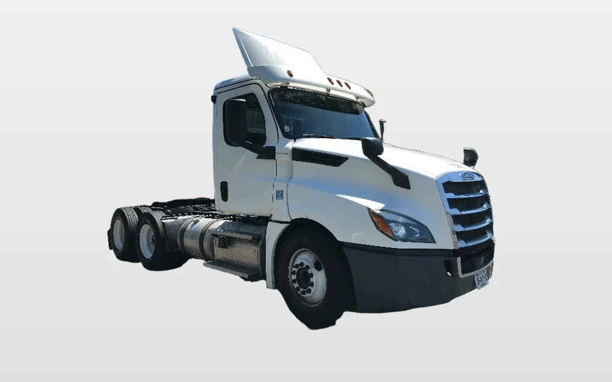 2018 Freightliner Cascadia - image 1