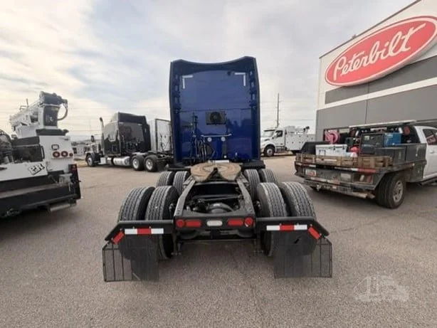 2022 Peterbilt 579 in St. George, UT — photo 6
