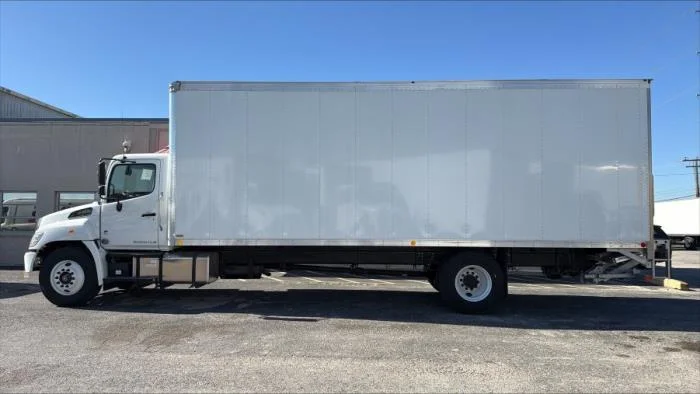 2025 Hino L6 - image 5