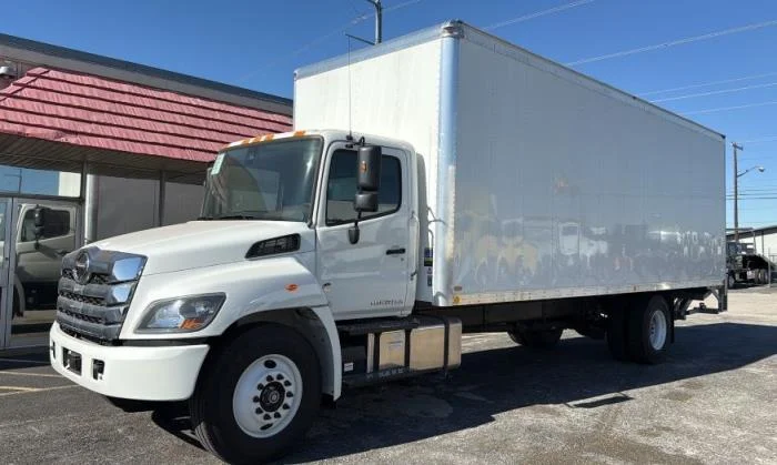 2025 Hino L6 - image 4