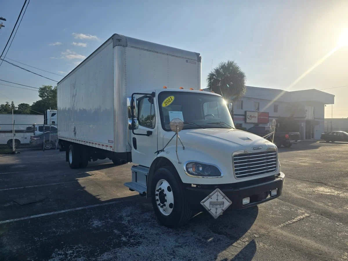 2021 Freightliner M2 106
