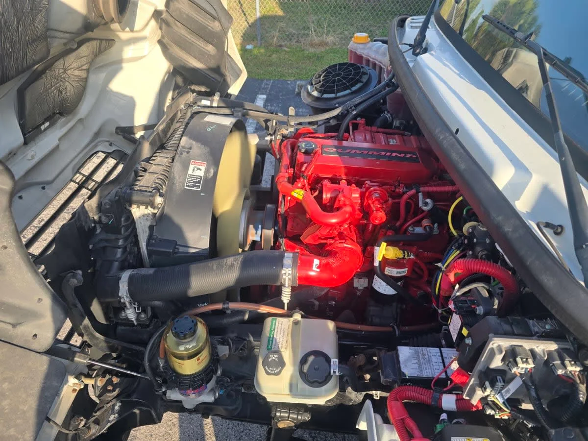 2021 Freightliner M2 106 in Tampa, FL — photo 9