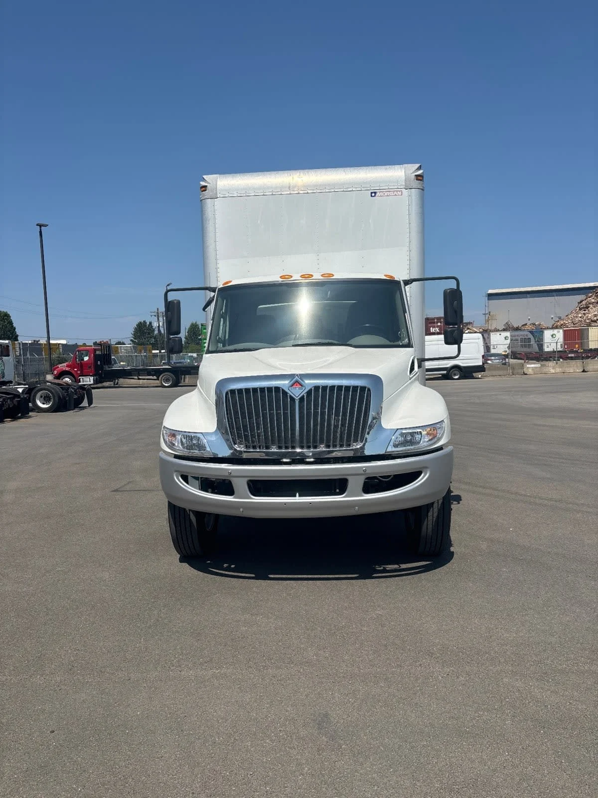 2017 International 4300 in Tacoma, WA — photo 2