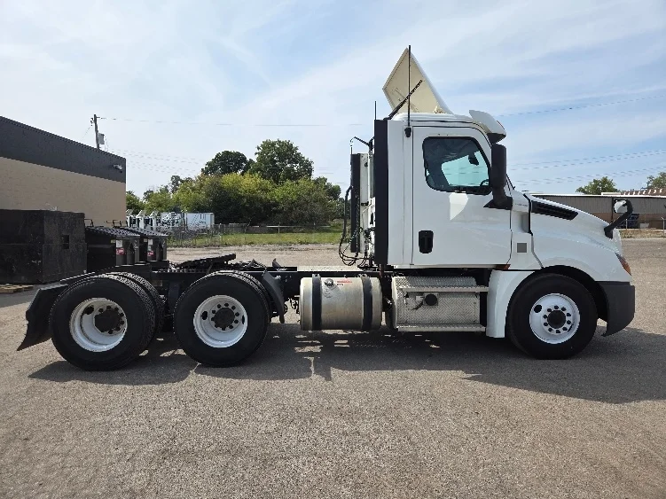 2020 Freightliner in Jackson, MI — photo 8