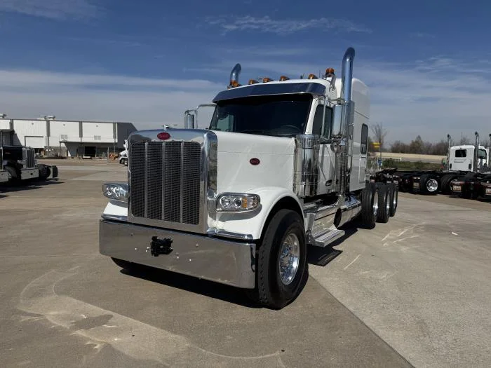2026 Peterbilt 589 - image 3