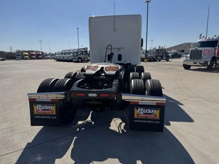 2026 Peterbilt 589 - image 13