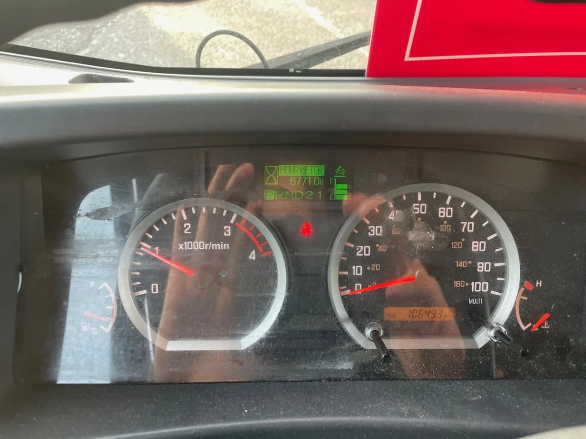 2019 Isuzu NPR - image 13