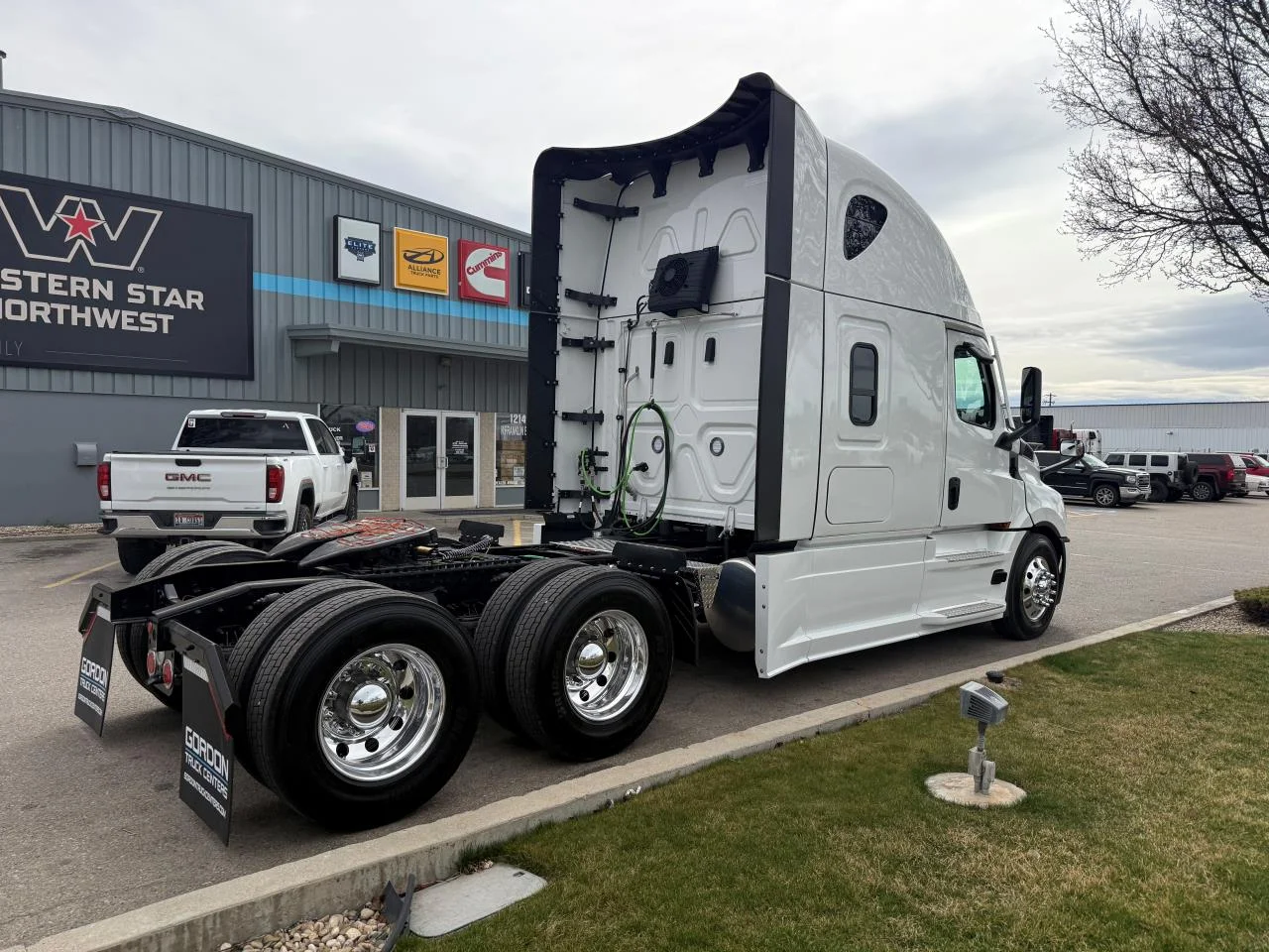 2027 Freightliner in Nampa, ID — photo 4