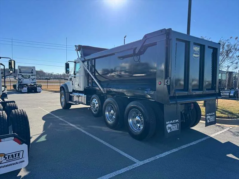 2023 Mack Granite - image 3