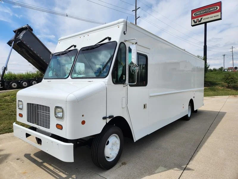 2026 Freightliner in Walton, KY — photo 4