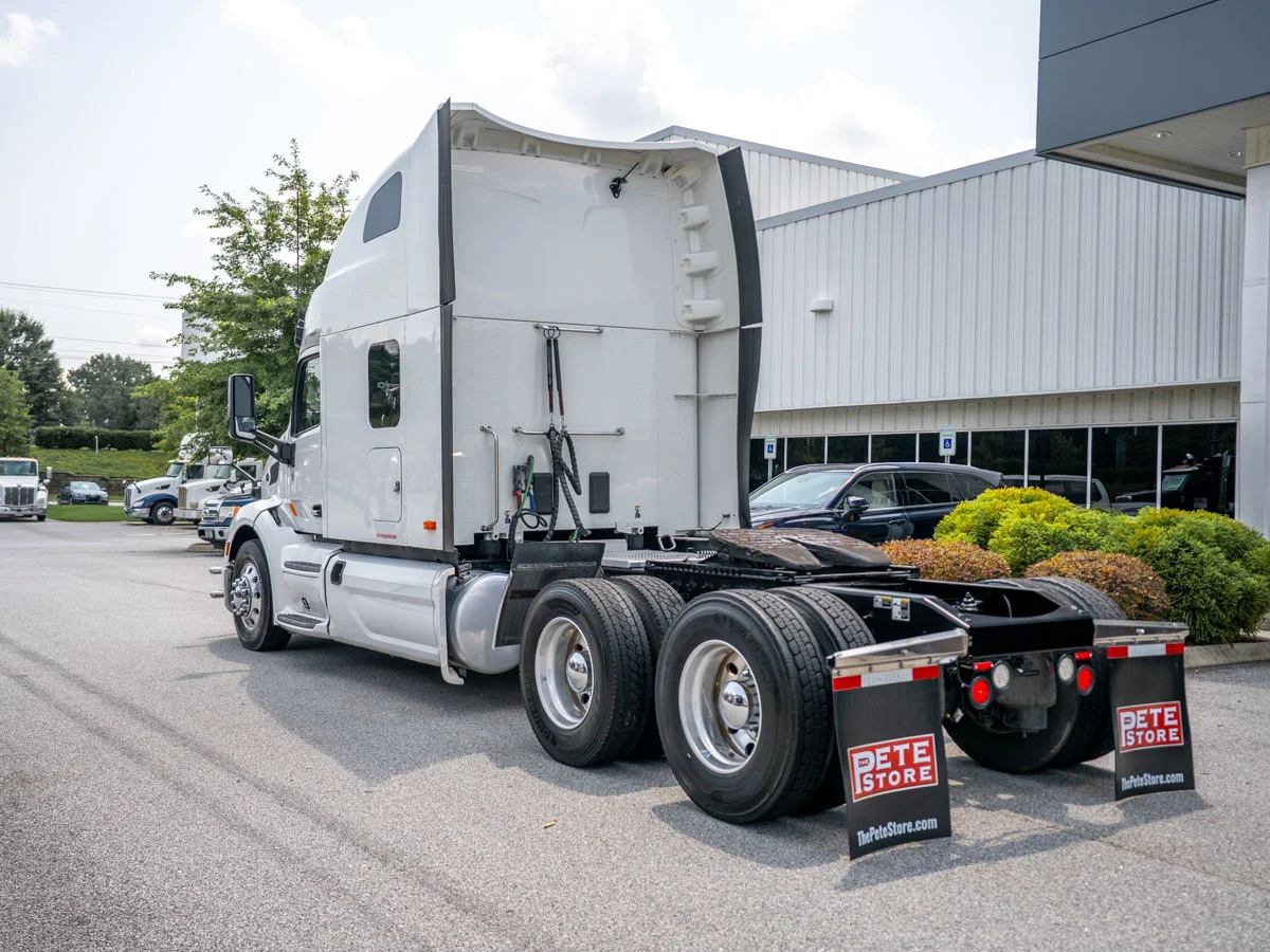 2022 Peterbilt 579 in Duncan, SC — photo 4