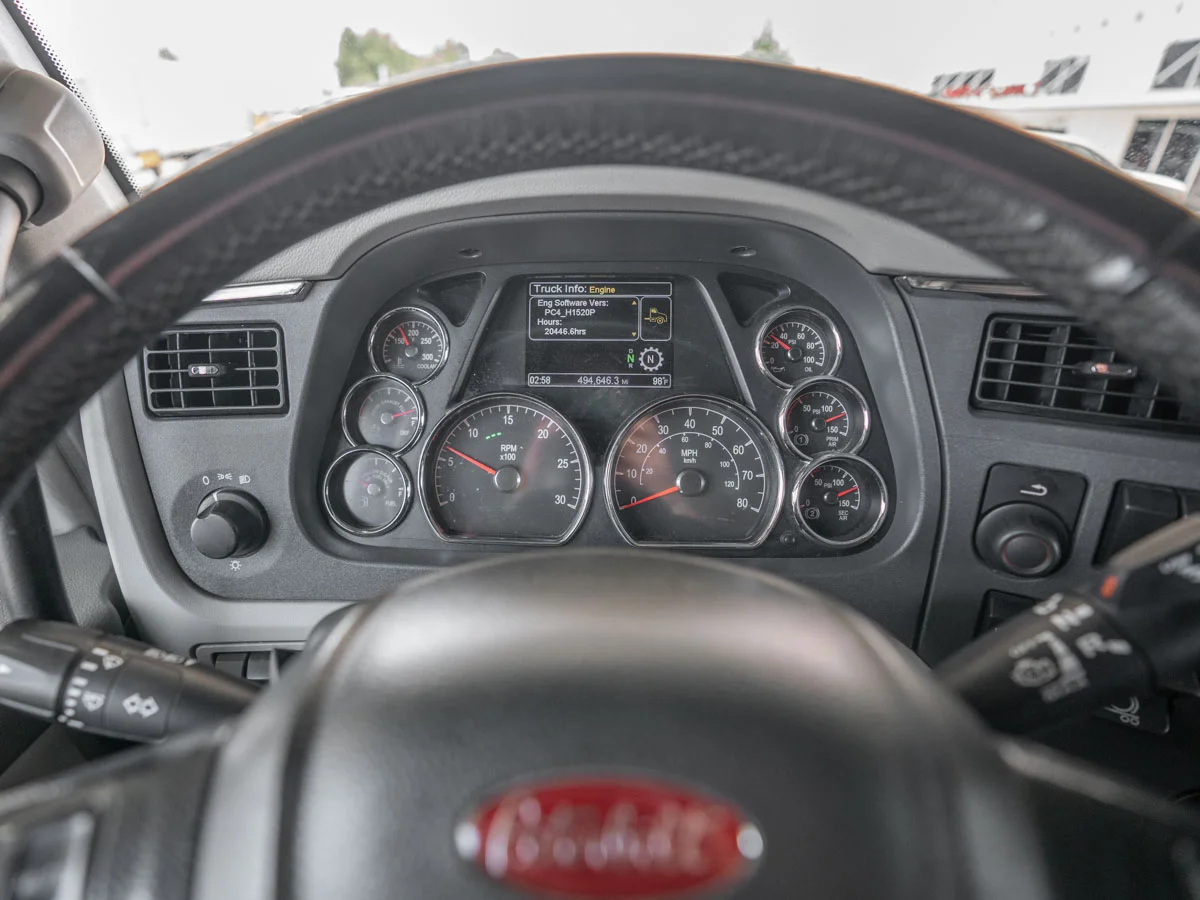 2022 Peterbilt 579 in Duncan, SC — photo 21