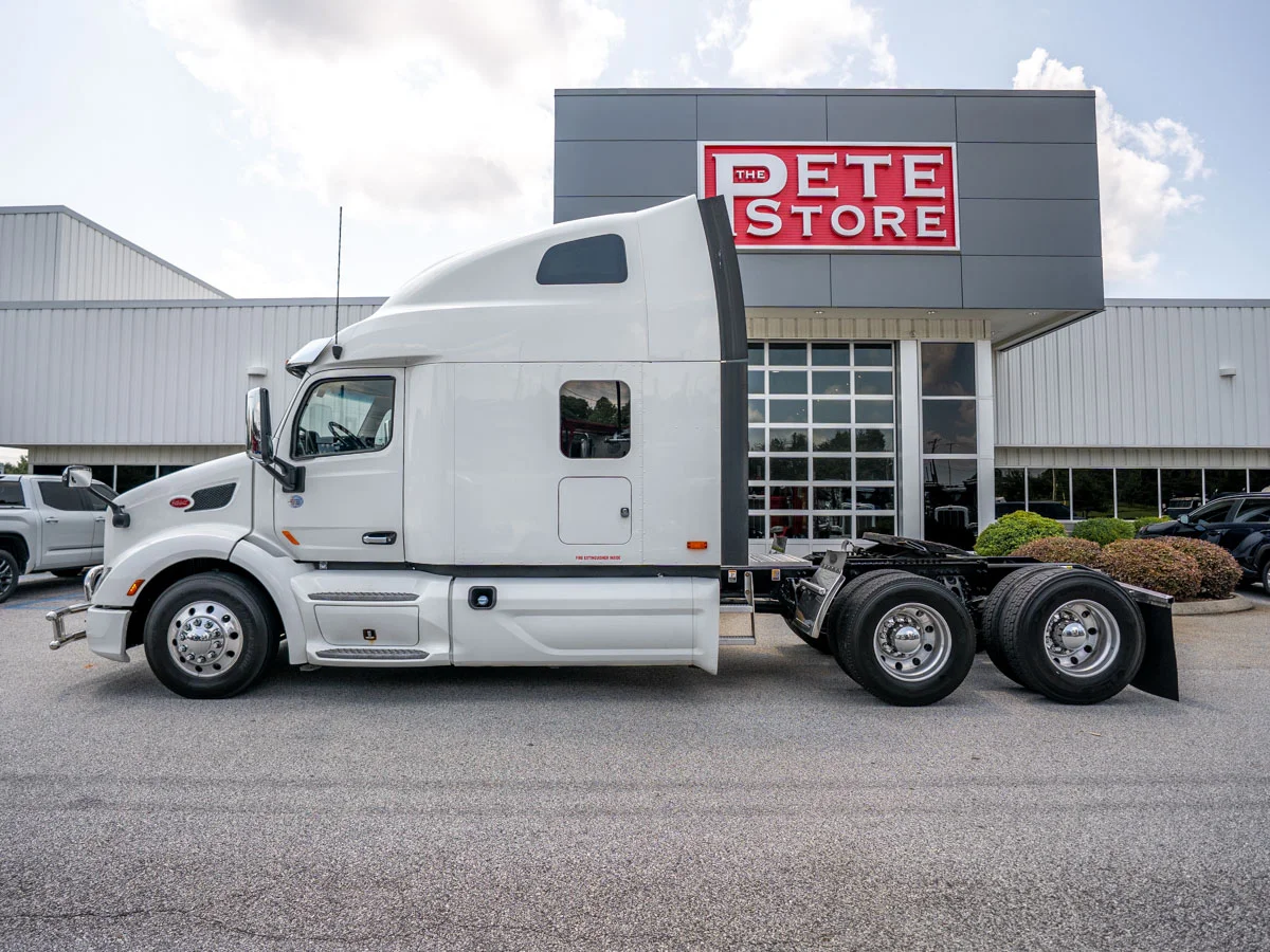 2022 Peterbilt 579 in Duncan, SC — photo 3