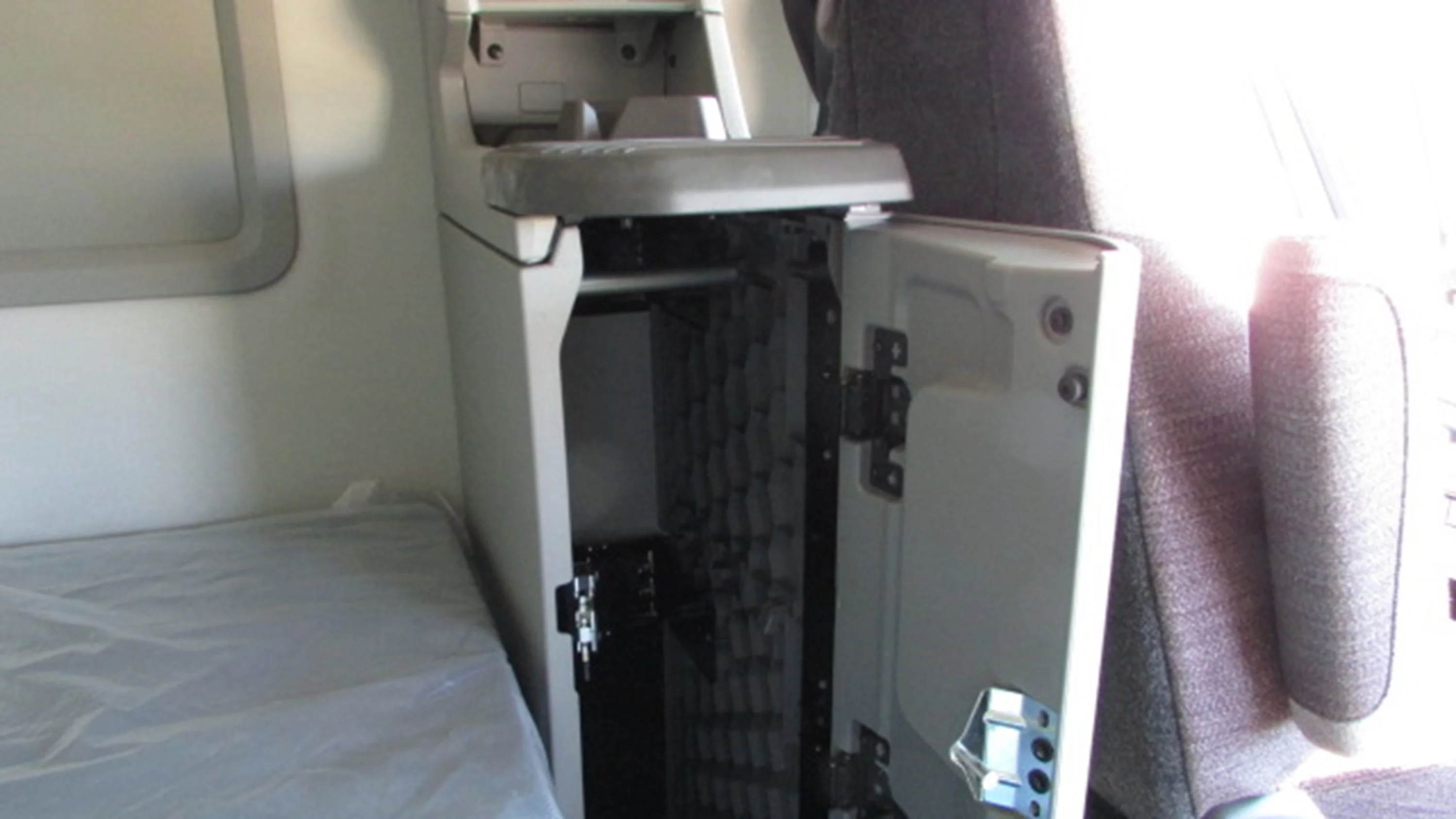 2026 Volvo VNL 660 in Houston, TX — photo 15