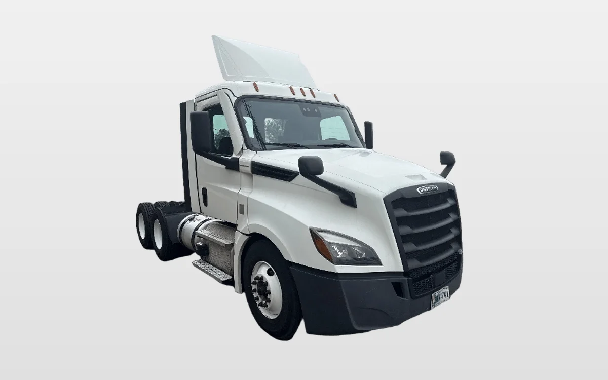 2021 Freightliner - image 1
