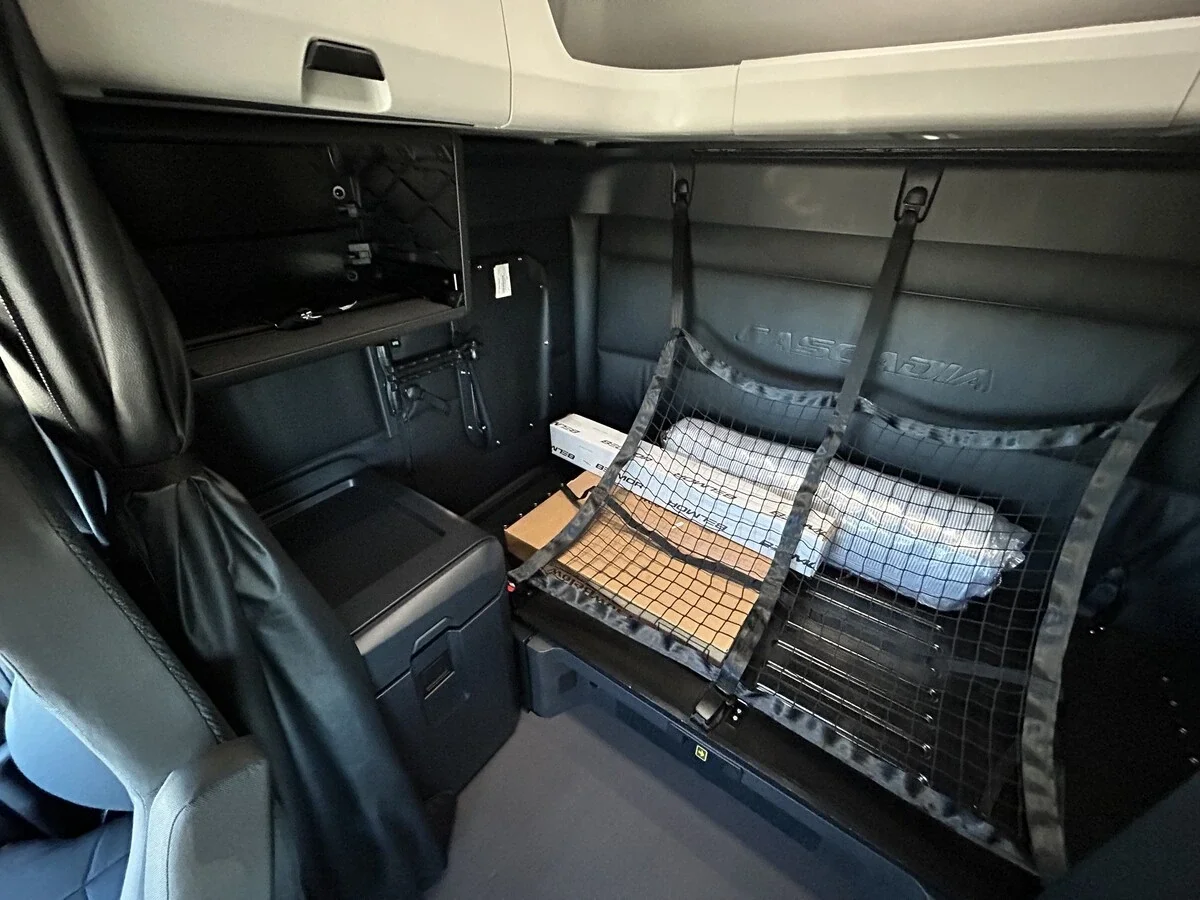 2026 Freightliner Cascadia - image 13