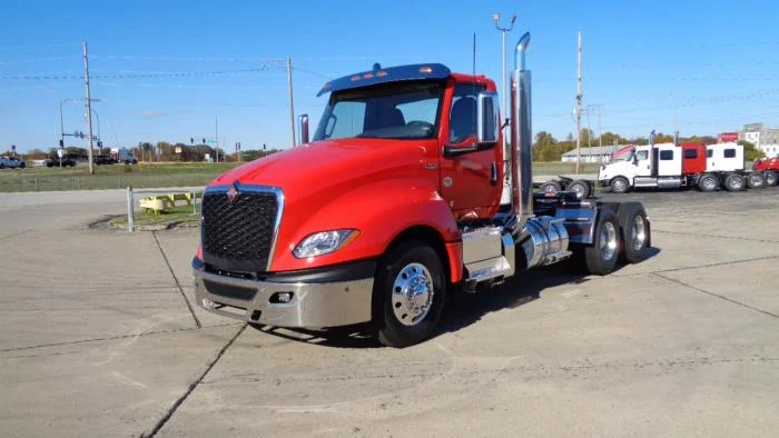 2026 International LT - image 2